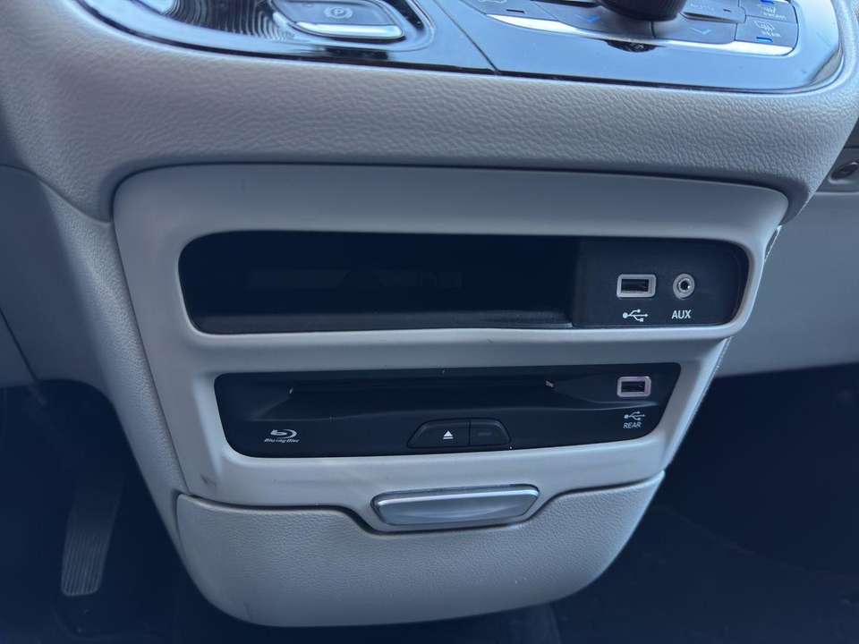 Chrysler Pacifica - Imagem 14