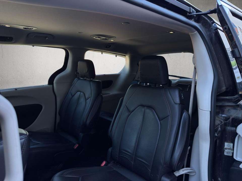 Chrysler Pacifica - Imagem 15