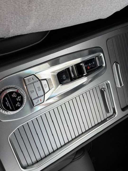 Car picture 11