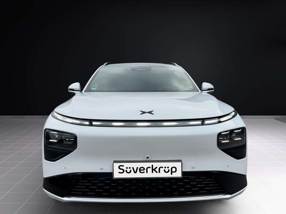 Xpeng G9 - Imagem 2