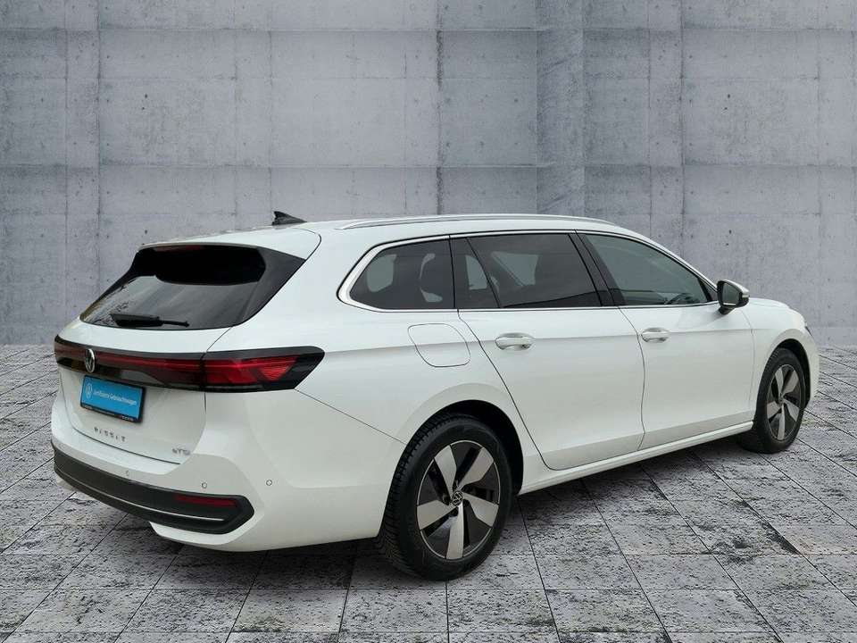 Volkswagen Passat Variant - Imagem 6
