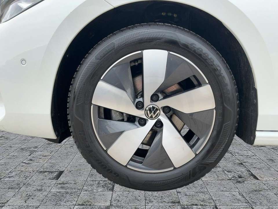 Volkswagen Passat Variant - Imagem 8