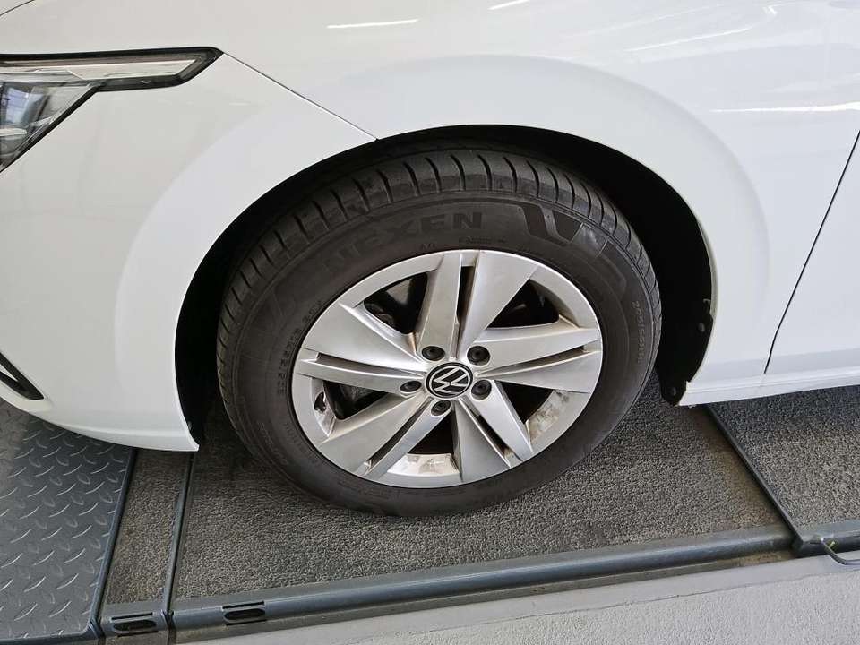 Volkswagen Golf - Imagem 14