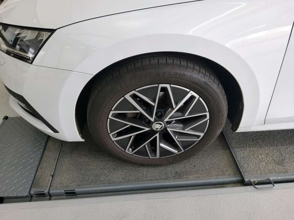 Skoda Octavia - Imagem 14