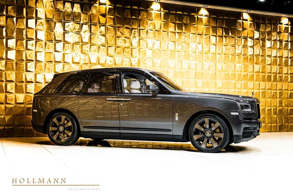 Rolls-Royce Cullinan - Imagem 2