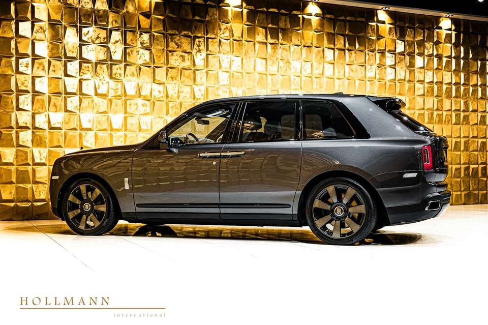 Rolls-Royce Cullinan - Imagem 9