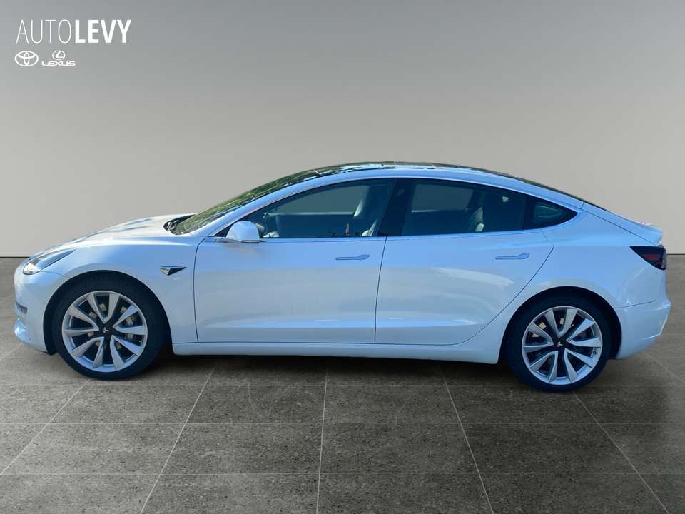 Tesla Model 3 - Imagem 3