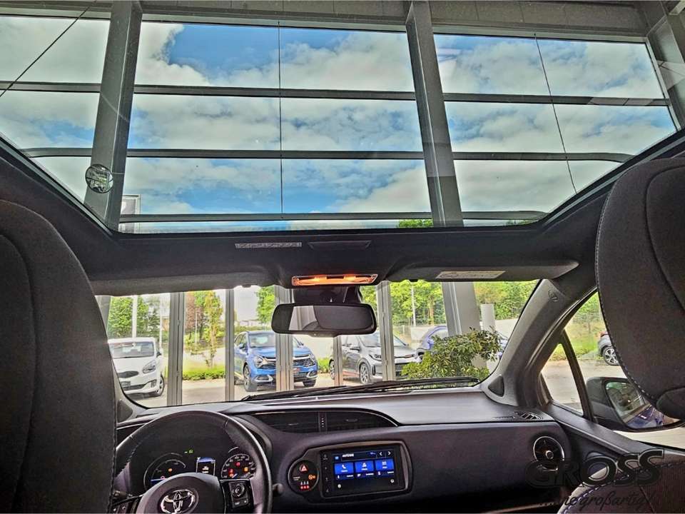 Toyota Yaris - Imagem 11