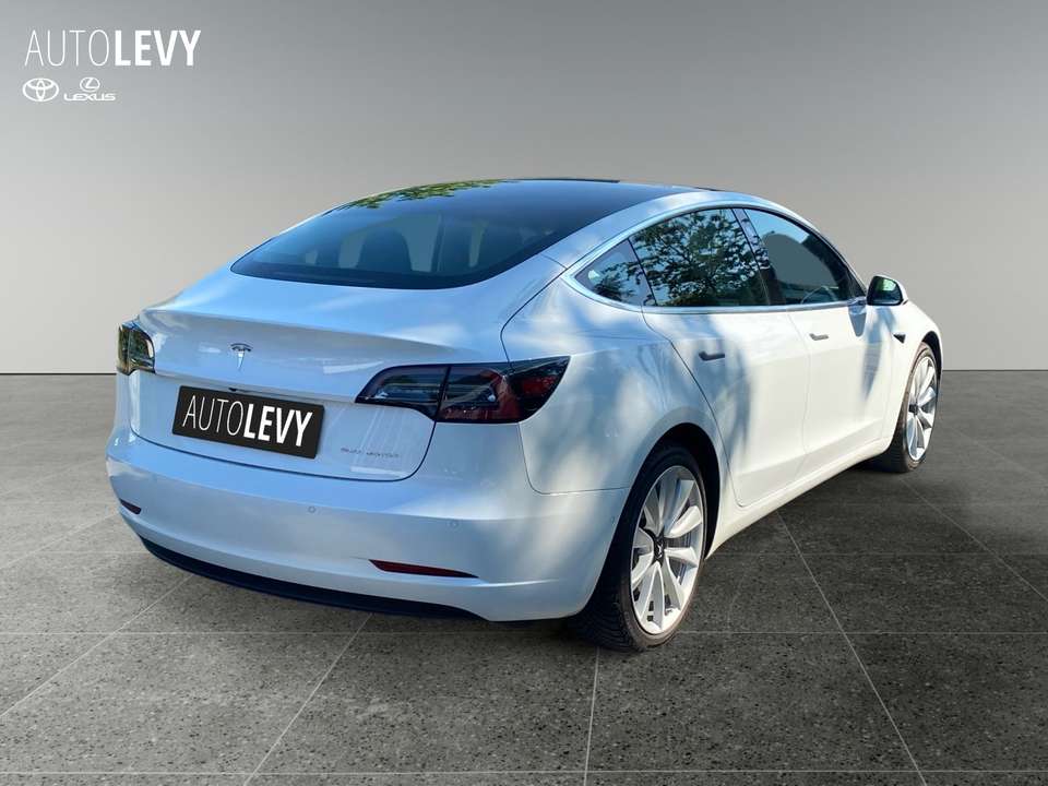 Tesla Model 3 - Imagem 6