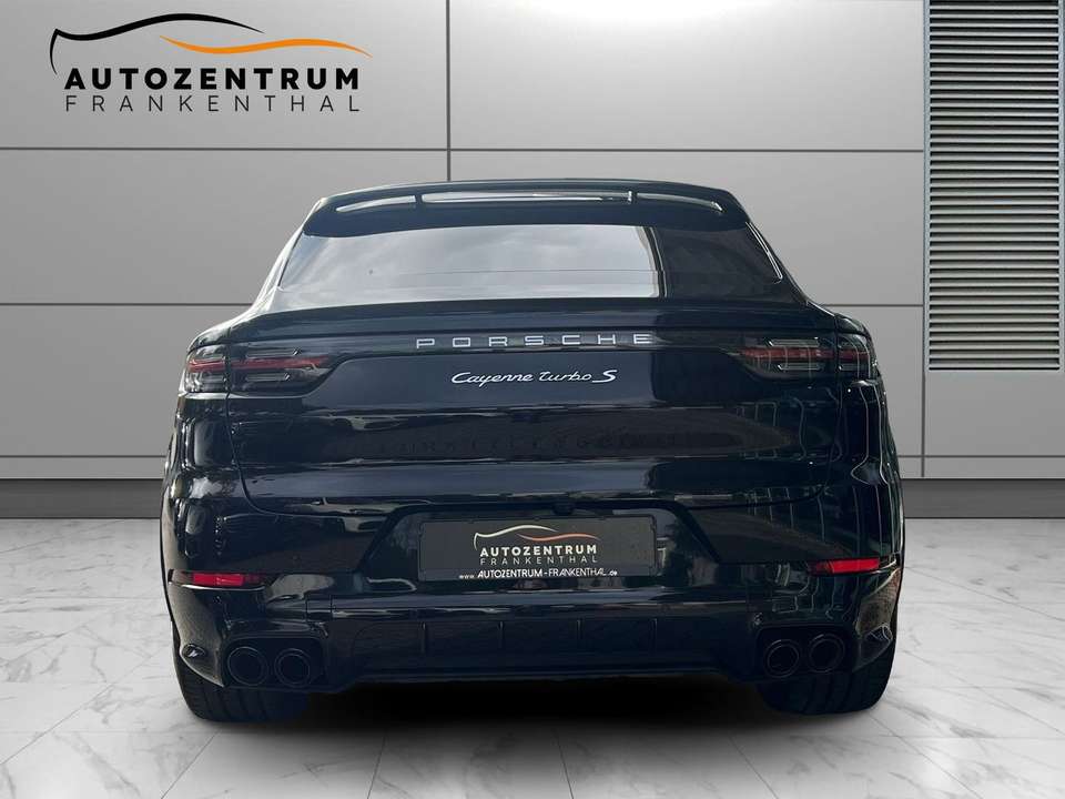 Porsche Cayenne - Imagem 4