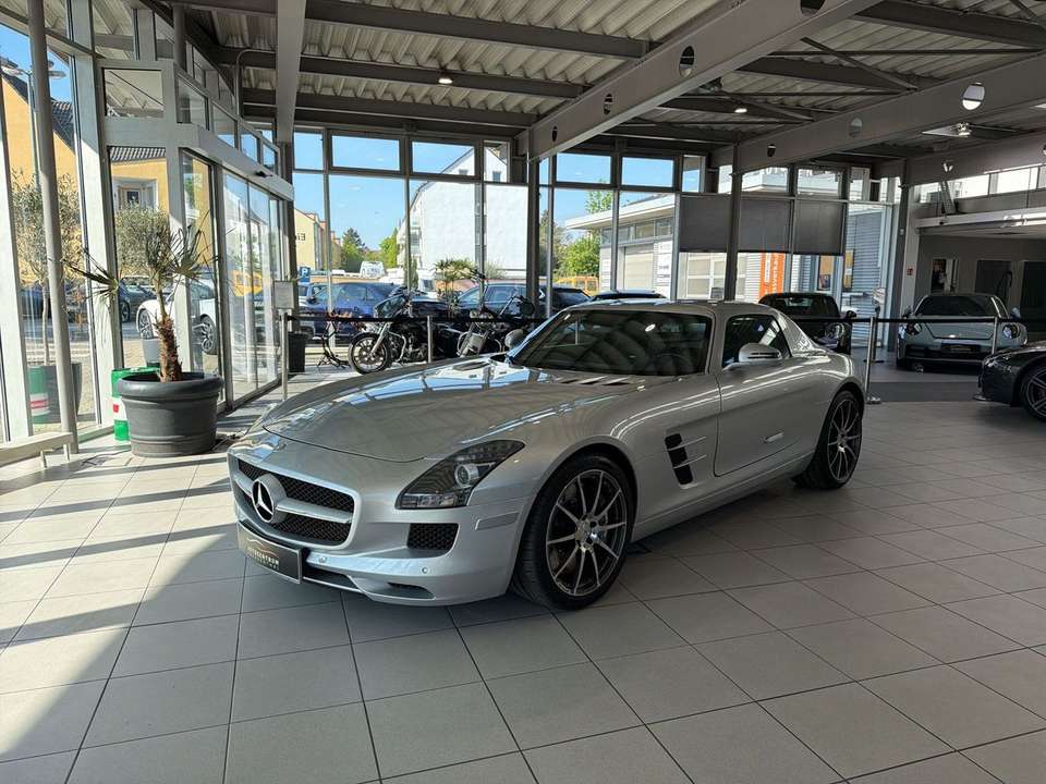 Mercedes-Benz SLS - Imagem 5
