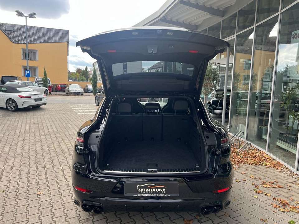 Porsche Cayenne - Imagem 13