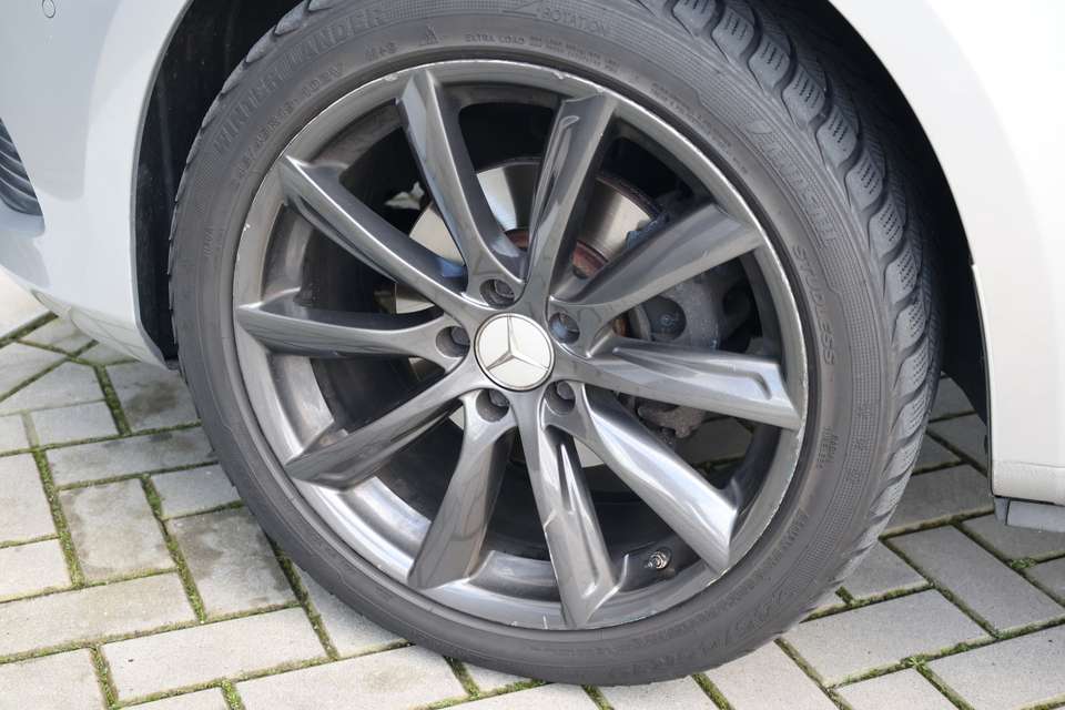 Mercedes-Benz V 250 - Imagem 11