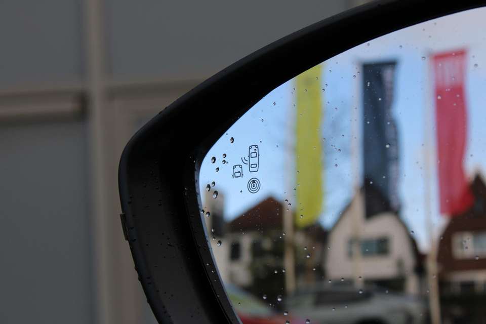 Opel Corsa - Imagem 13