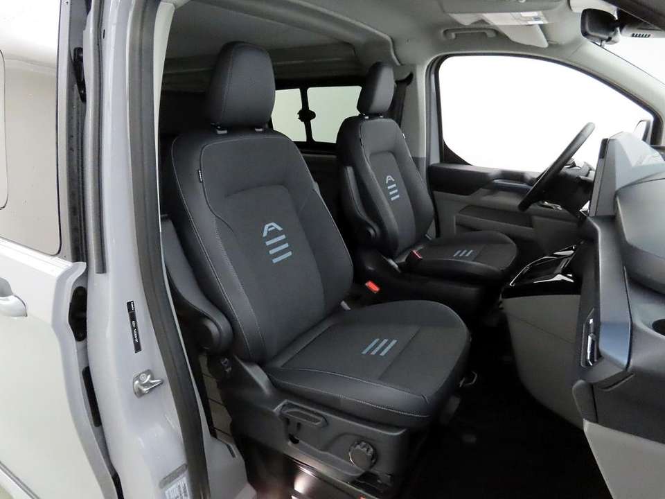 Ford Nugget - Imagem 11