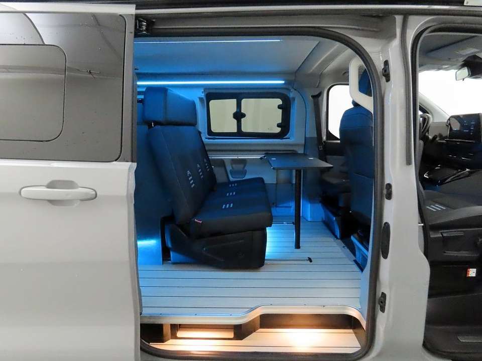 Ford Nugget - Imagem 12