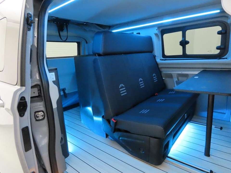 Ford Nugget - Imagem 13