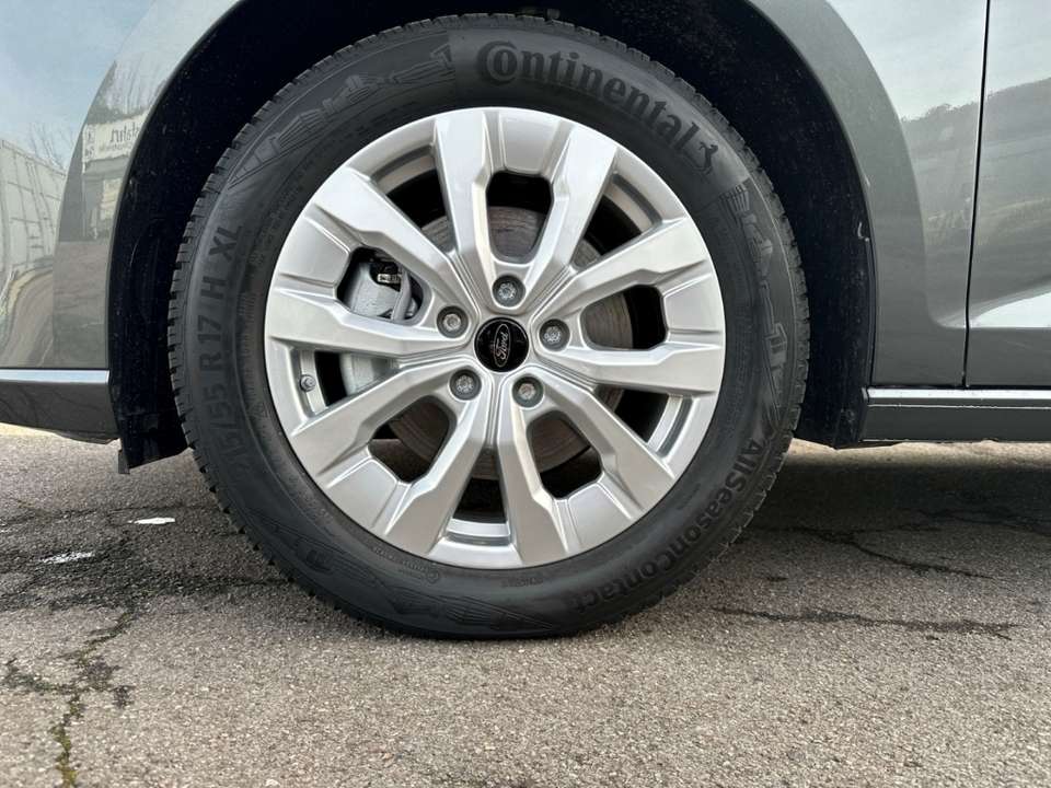 Ford Tourneo Connect - Imagem 6