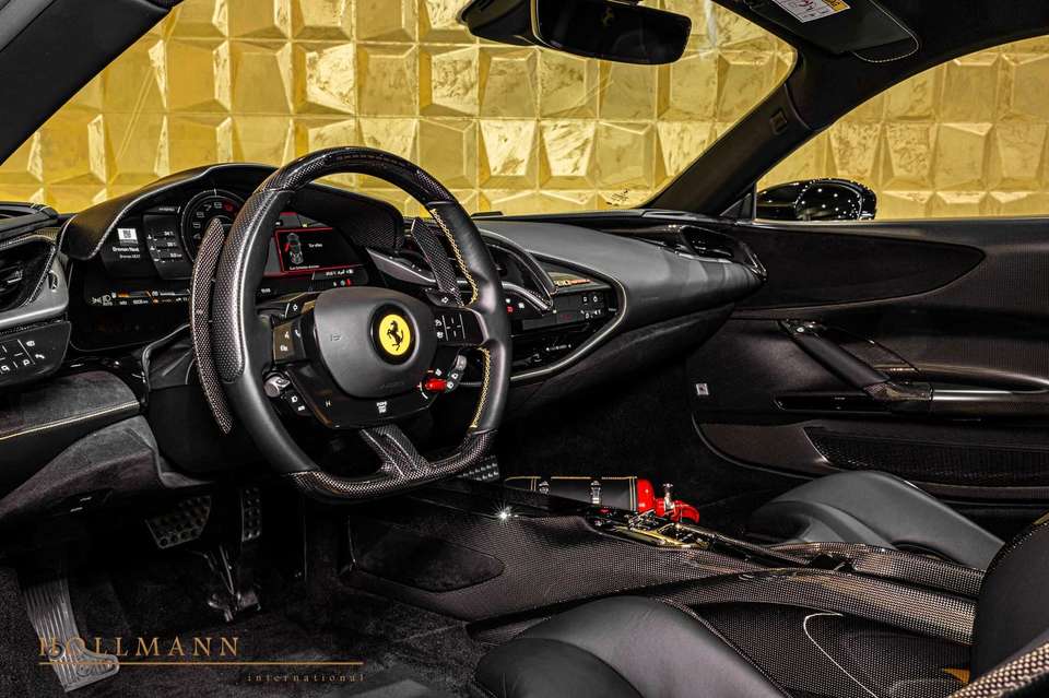 Ferrari SF90 Stradale - Imagem 9