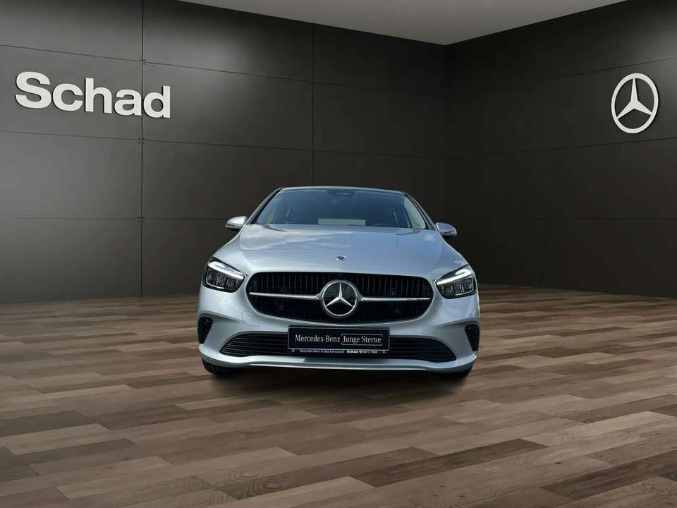 Mercedes-Benz B 180 - Imagem 2