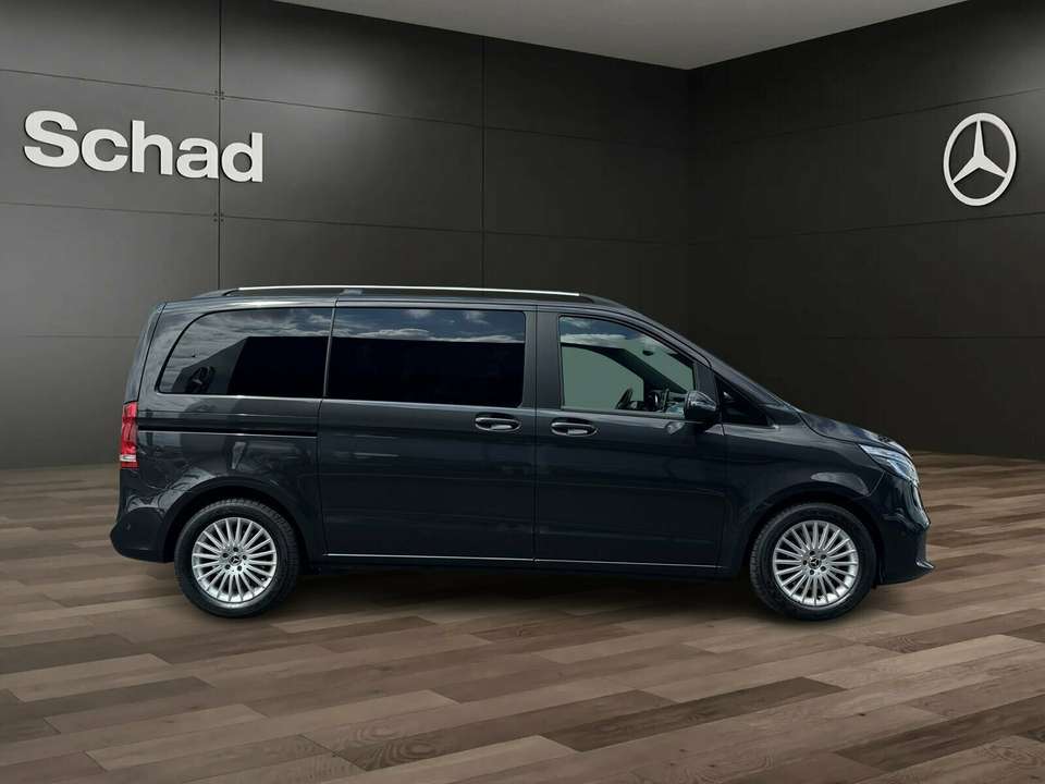 Mercedes-Benz V 220 - Imagem 4