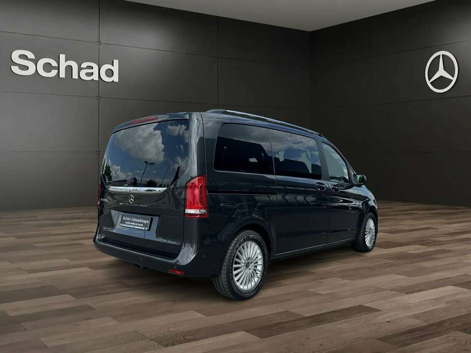Mercedes-Benz V 220 - Imagem 5