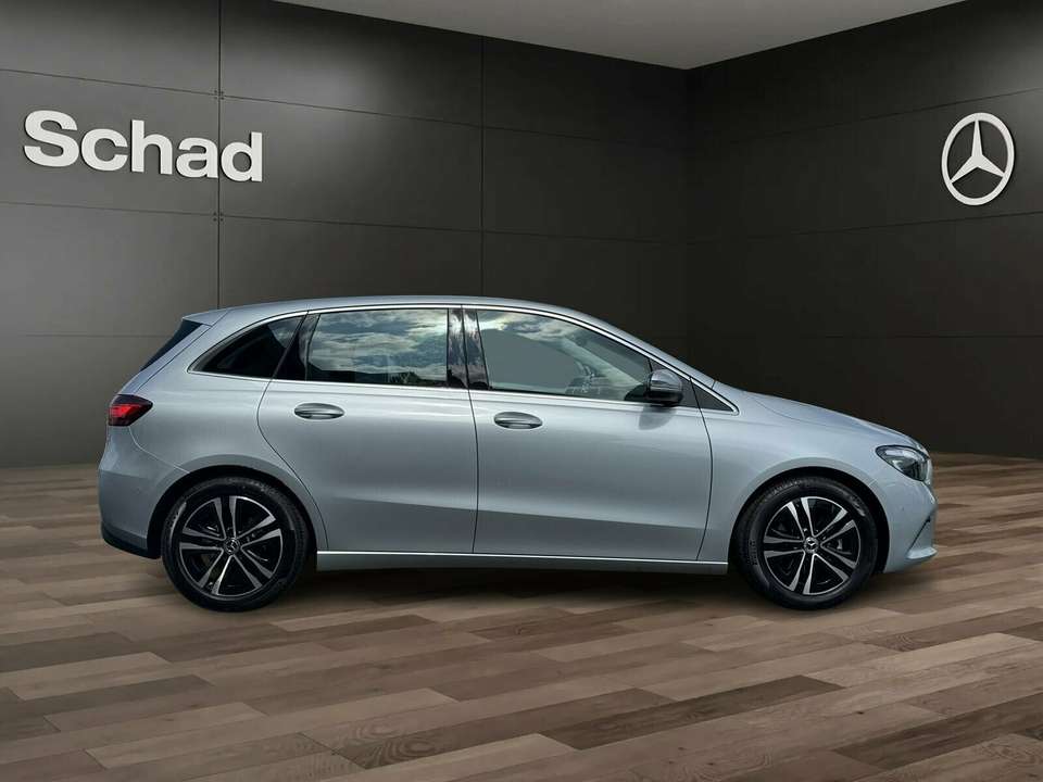 Mercedes-Benz B 180 - Imagem 4