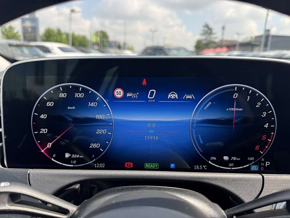 Mercedes-Benz E 300 - Imagem 14