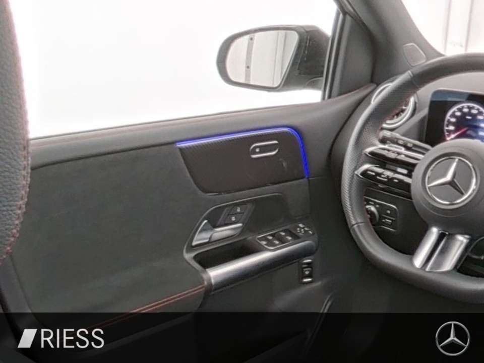 Mercedes-Benz B 220 - Imagem 9