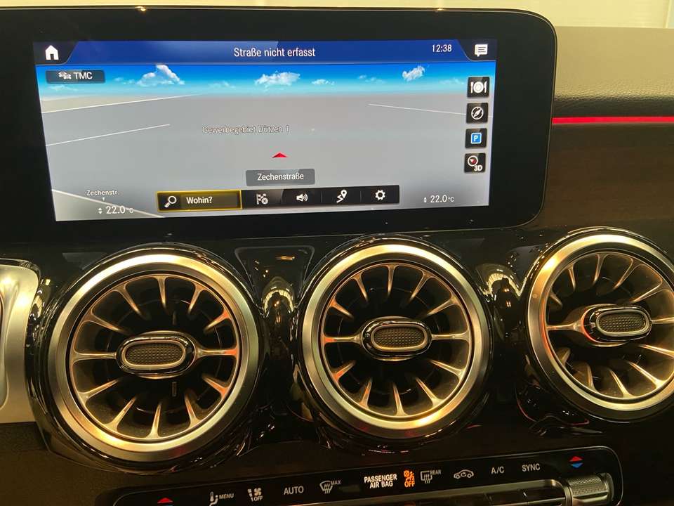 Mercedes-Benz GLB 250 - Imagem 14