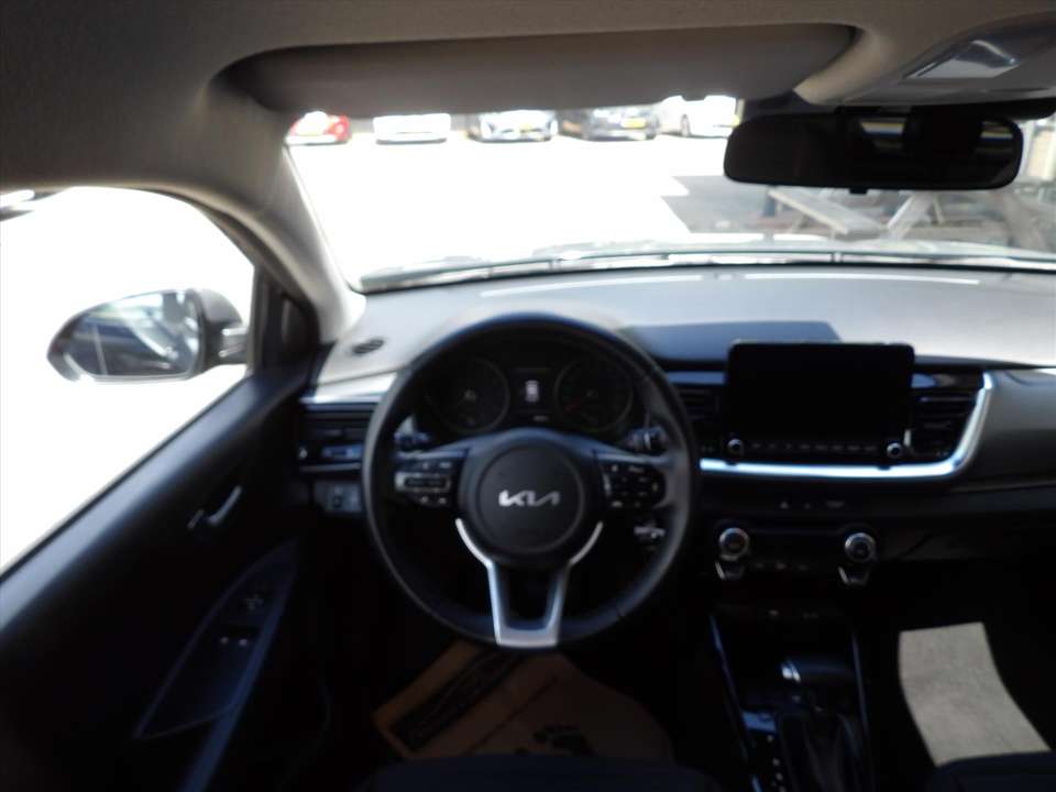 Kia Stonic - Imagem 13