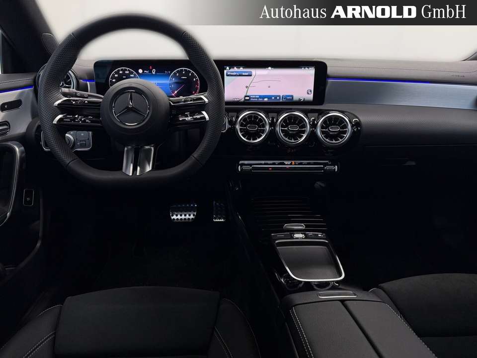 Mercedes-Benz CLA 200 - Imagem 8