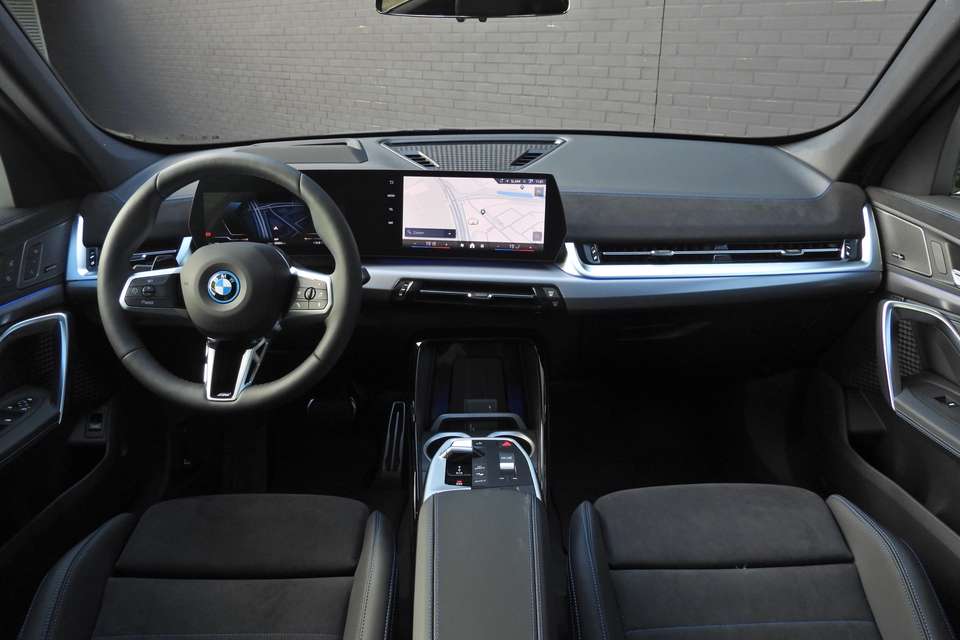 BMW iX1 - Imagem 3