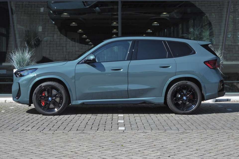 BMW iX1 - Imagem 5