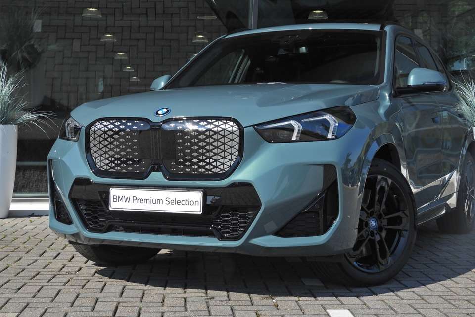 BMW iX1 - Imagem 6