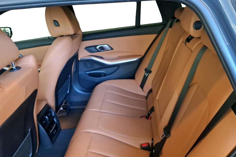 BMW 320 - Imagem 7