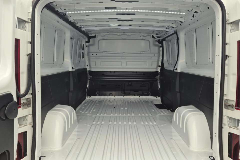 Nissan Primastar - Imagem 10