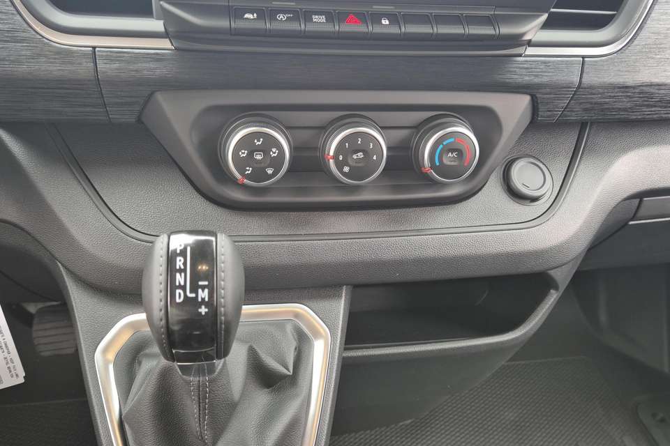 Nissan Primastar - Imagem 14