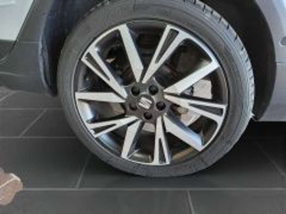SEAT Arona - Imagem 3