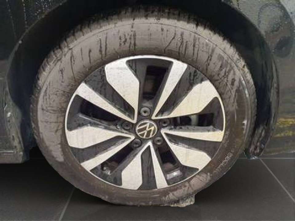 Volkswagen Golf - Imagem 4