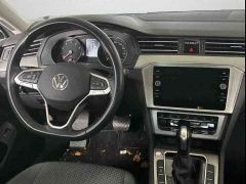 Volkswagen Passat Variant - Imagem 4