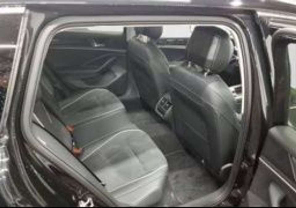 Volkswagen Passat Variant - Imagem 5
