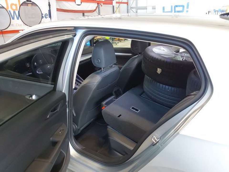 Volkswagen Golf - Imagem 7