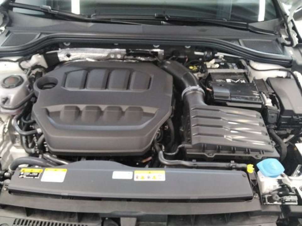 Volkswagen Golf GTI - Imagem 14