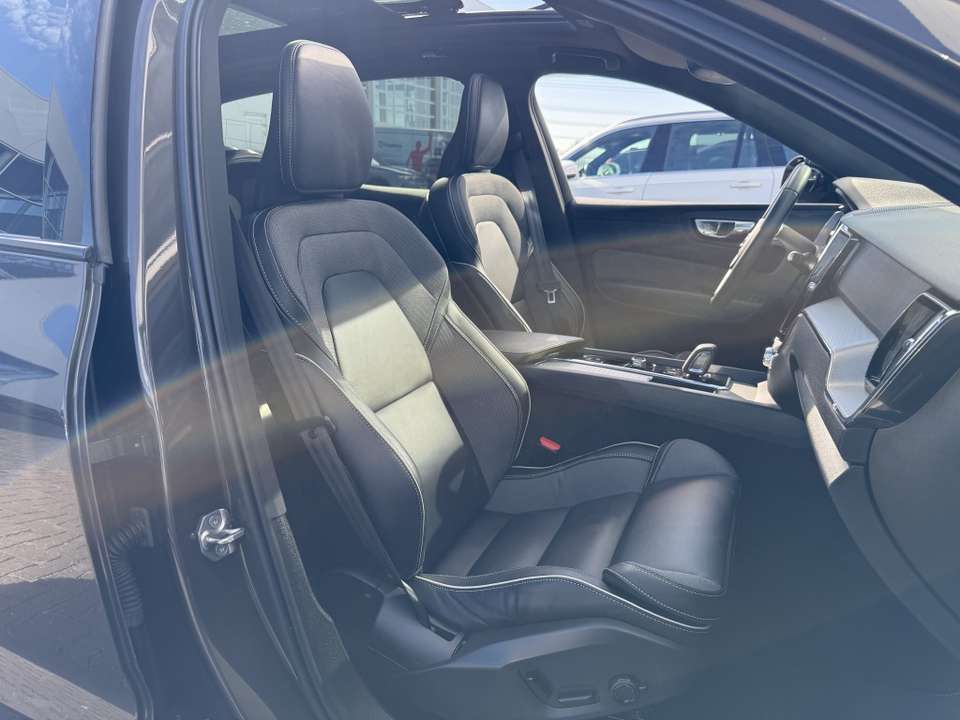 Volvo XC60 - Imagem 16