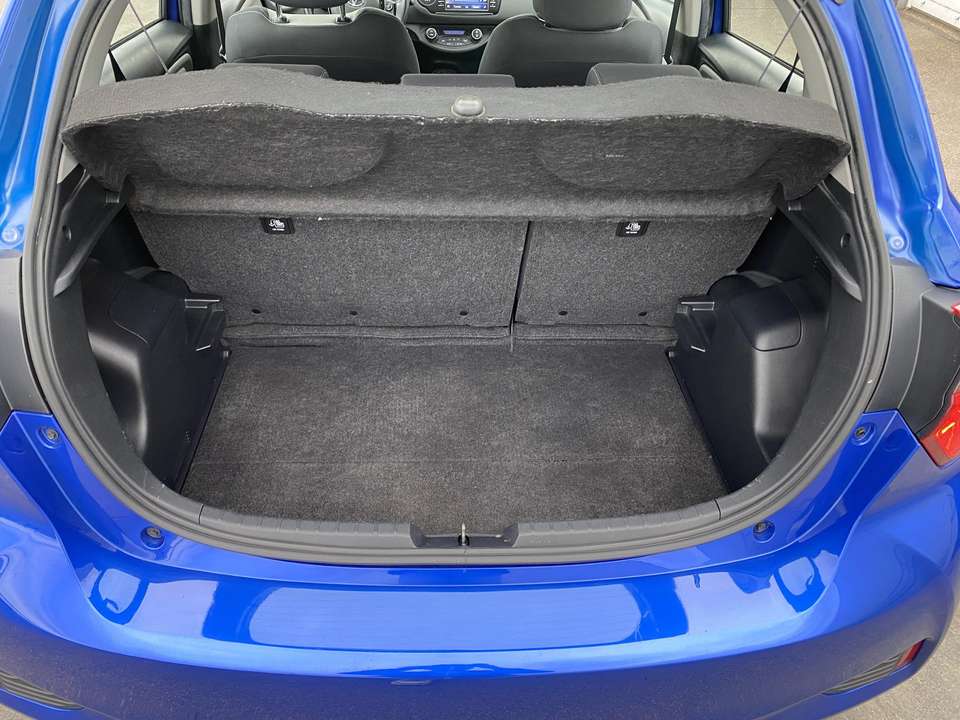 Toyota Yaris - Imagem 8