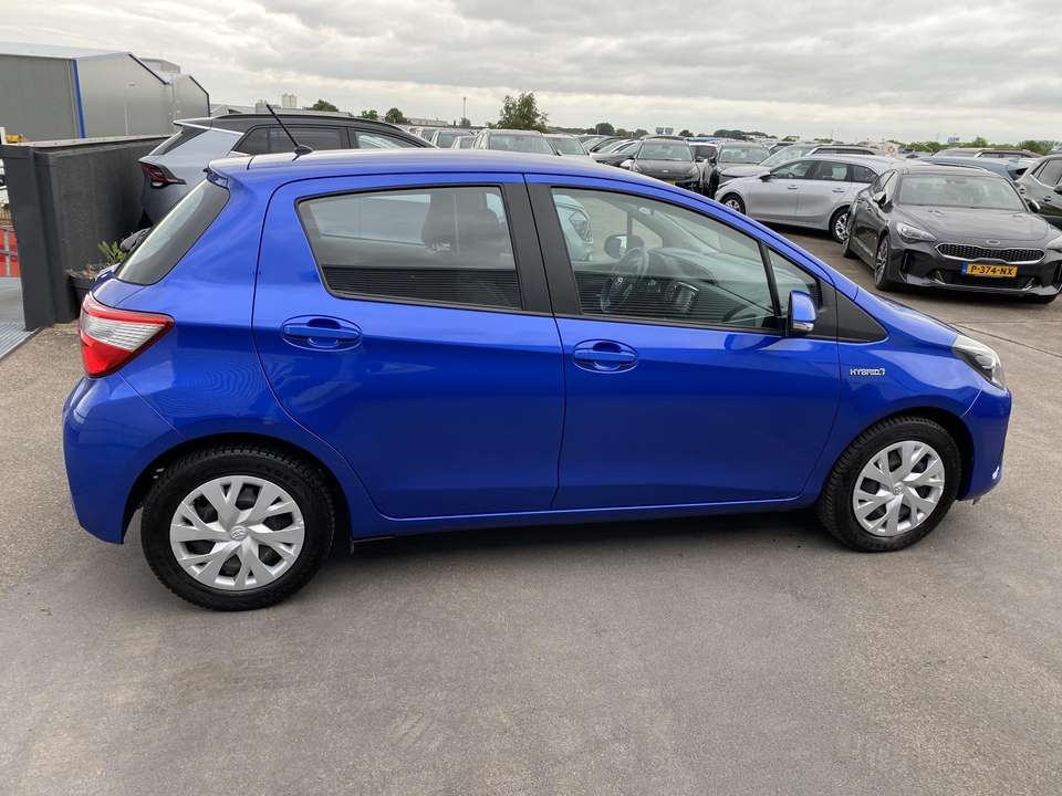 Toyota Yaris - Imagem 13