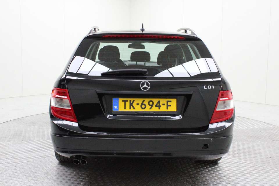 Mercedes-Benz C 200 - Imagem 4
