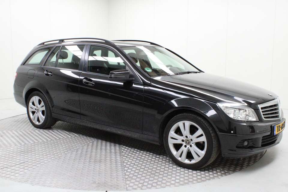 Mercedes-Benz C 200 - Imagem 7