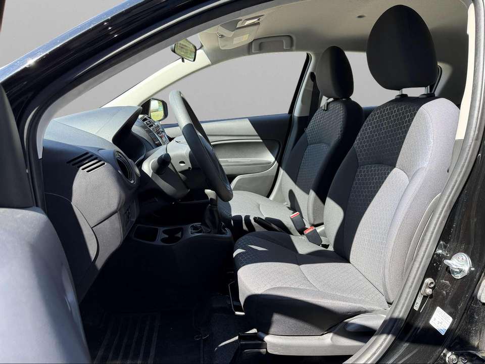 Mitsubishi Space Star - Imagem 5